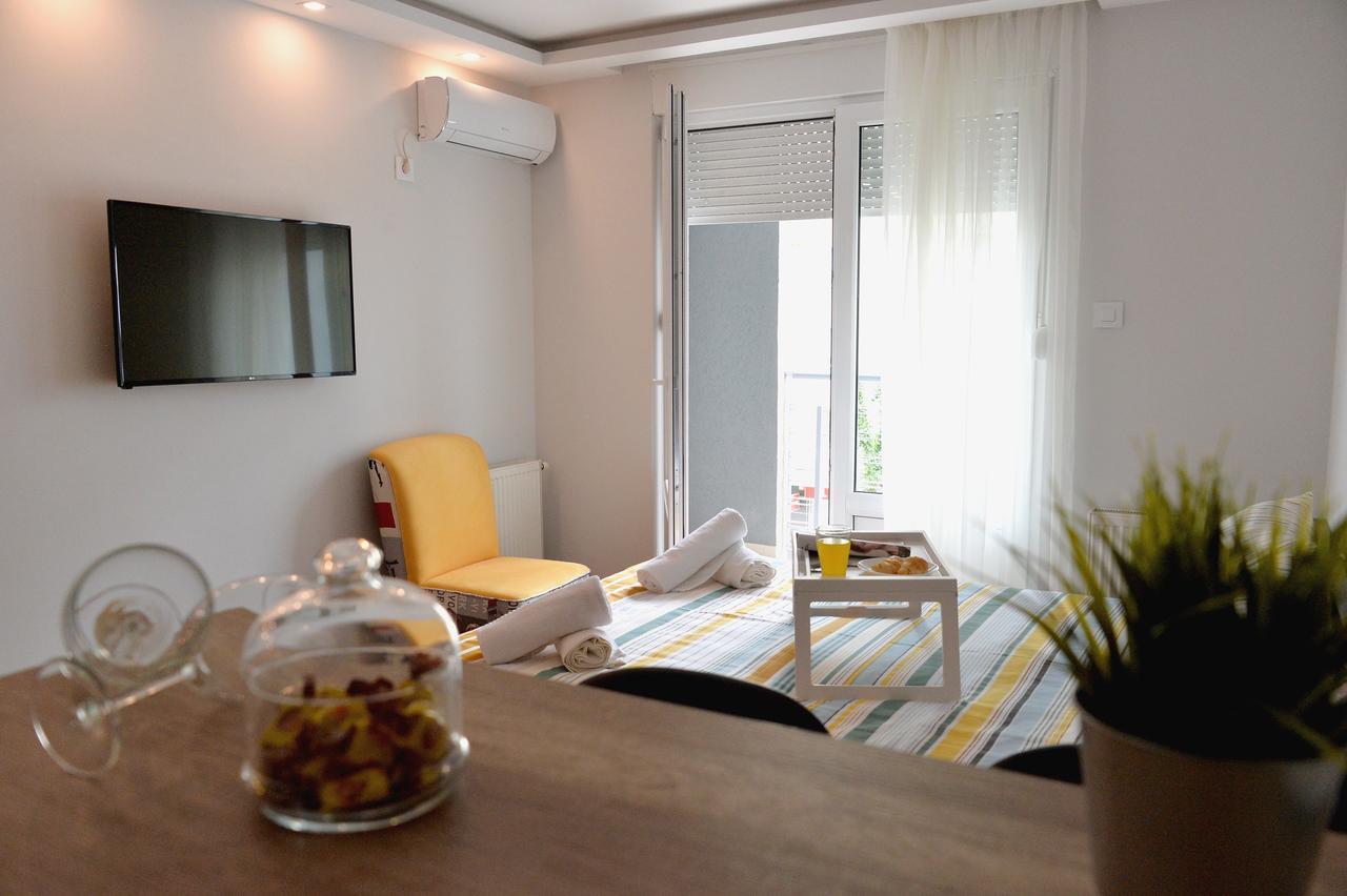 Apartment Pleasure Нови-Сад Экстерьер фото